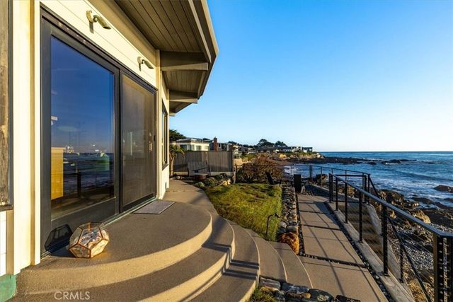 2107 Sherwood Drive, Cambria, CA 93428
