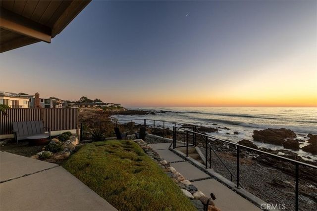 2107 Sherwood Drive, Cambria, CA 93428
