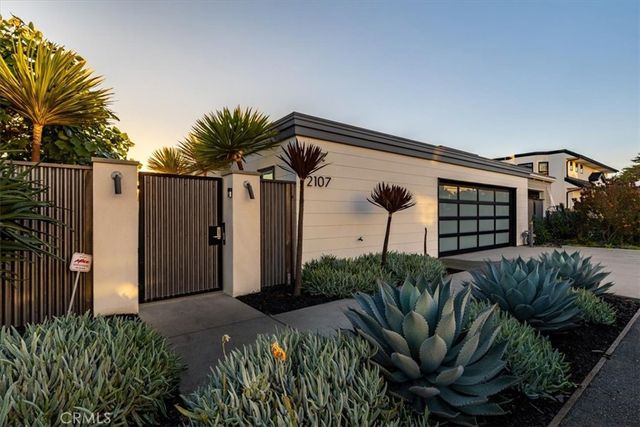 2107 Sherwood Drive, Cambria, CA 93428