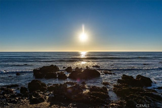 2107 Sherwood Drive, Cambria, CA 93428