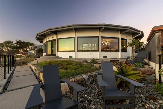 2107 Sherwood Drive, Cambria, CA 93428