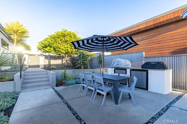 2107 Sherwood Drive, Cambria, CA 93428