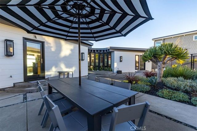 2107 Sherwood Drive, Cambria, CA 93428