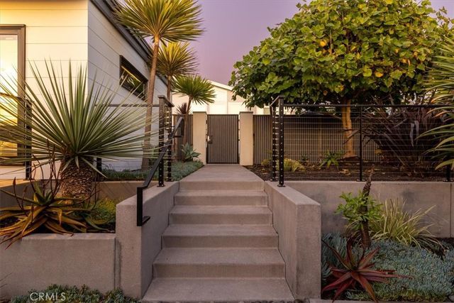 2107 Sherwood Drive, Cambria, CA 93428