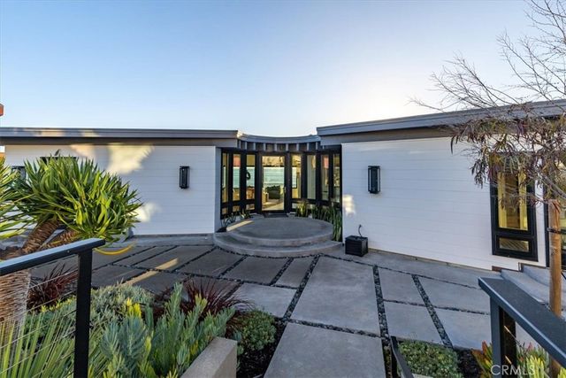 2107 Sherwood Drive, Cambria, CA 93428