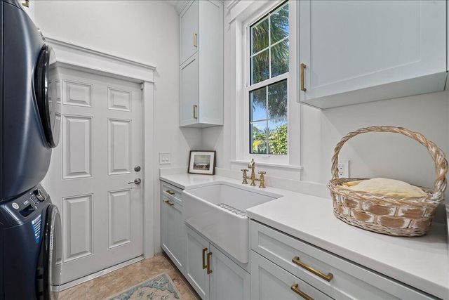 201 Loggerhead Drive, Melbourne Beach, FL 32951