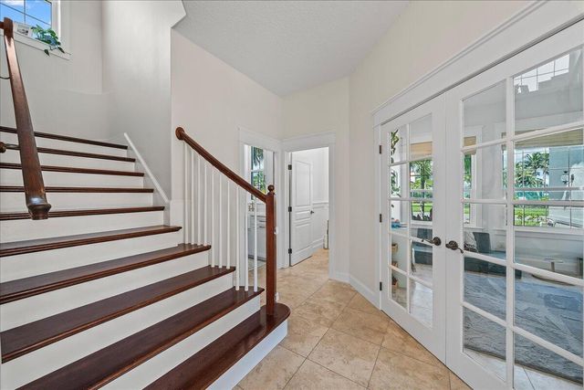 201 Loggerhead Drive, Melbourne Beach, FL 32951