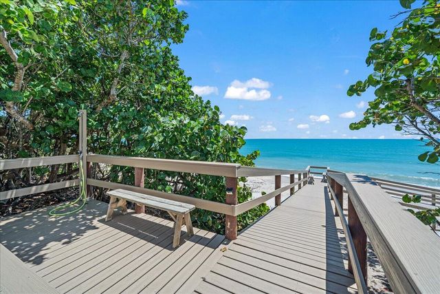 201 Loggerhead Drive, Melbourne Beach, FL 32951