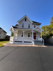 702 Farmington Avenue 704, Berlin, CT 06037