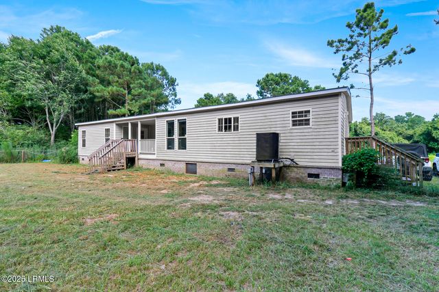 18 Ponderosa Drive, St. Helena Island, SC 29920