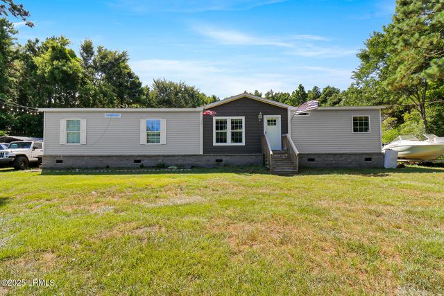 18 Ponderosa Drive, St. Helena Island, SC 29920