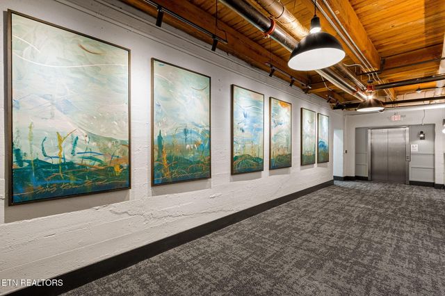 1060 Worlds Fair Park Drive 16, Knoxville, TN 37916