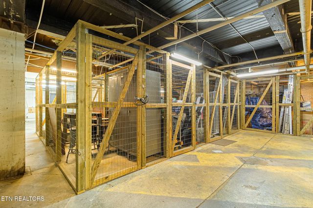 1060 Worlds Fair Park Drive 16, Knoxville, TN 37916