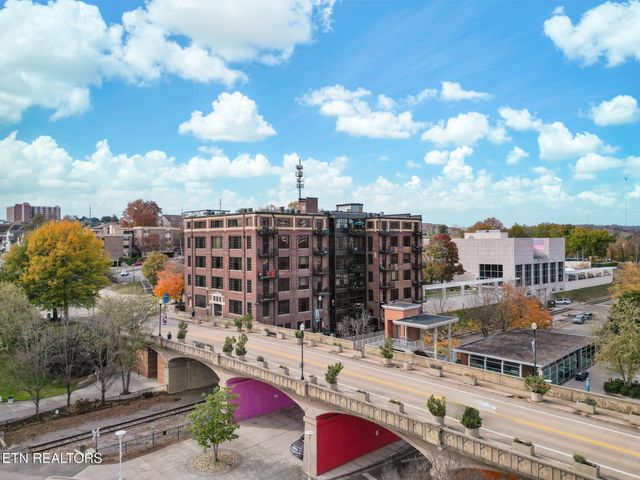 1060 Worlds Fair Park Drive 16, Knoxville, TN 37916