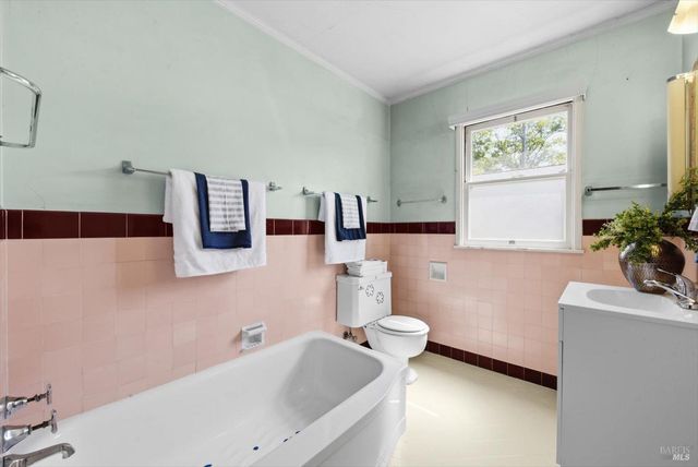 1939 Indiana St, Vallejo, CA 94590