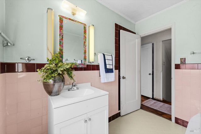 1939 Indiana St, Vallejo, CA 94590