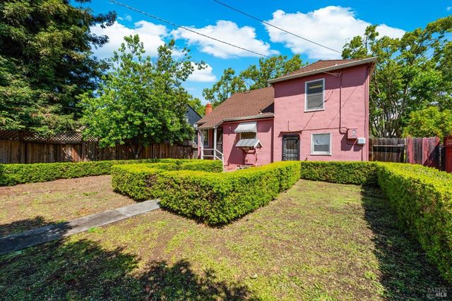 1939 Indiana St, Vallejo, CA 94590