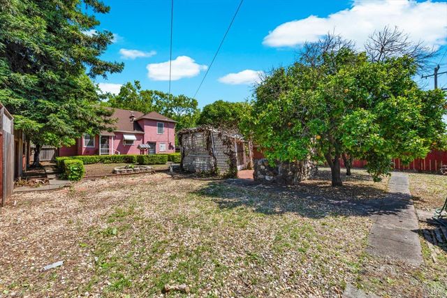 1939 Indiana St, Vallejo, CA 94590