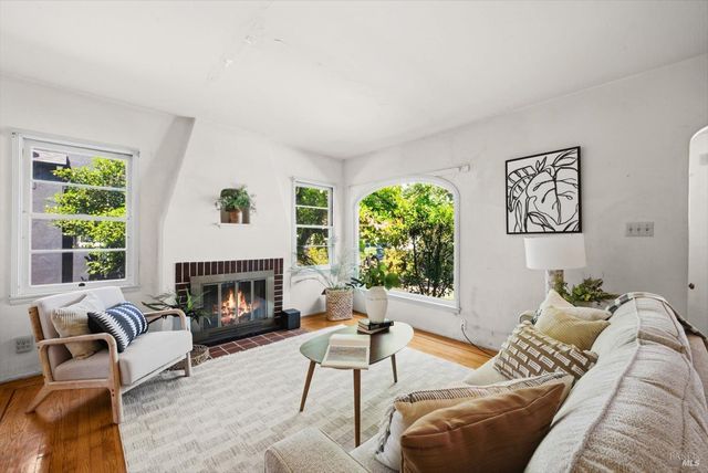 1939 Indiana St, Vallejo, CA 94590