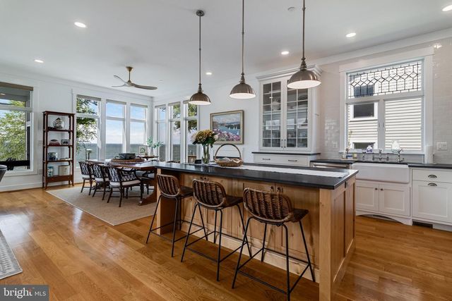 15081 POTOMAC RIVER DR, Cobb Island, MD 20625