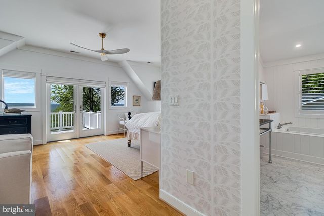 15081 POTOMAC RIVER DR, Cobb Island, MD 20625