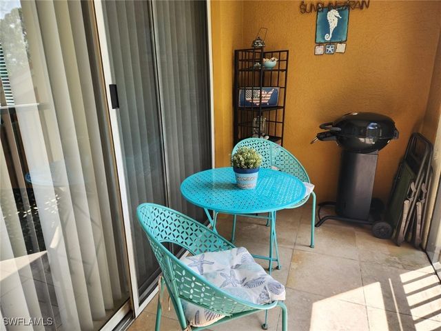 1200 Reserve WAY 201, Naples, FL 34105