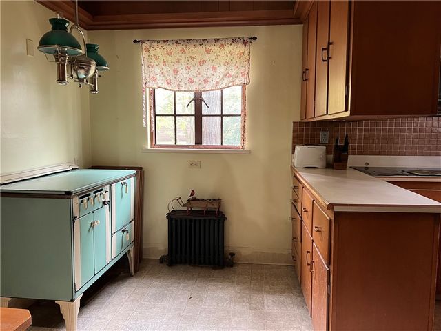 310 Sumner Ave, New Castle, PA 16105