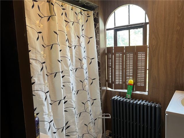 310 Sumner Ave, New Castle, PA 16105