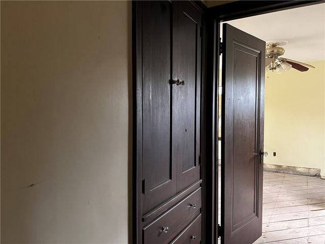 310 Sumner Ave, New Castle, PA 16105