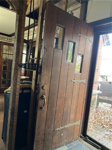 310 Sumner Ave, New Castle, PA 16105