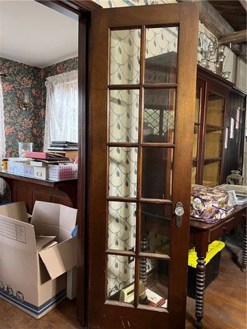 310 Sumner Ave, New Castle, PA 16105