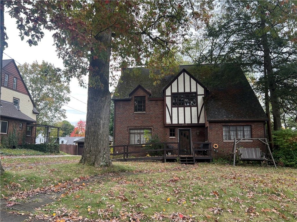 310 Sumner Ave, New Castle, PA 16105