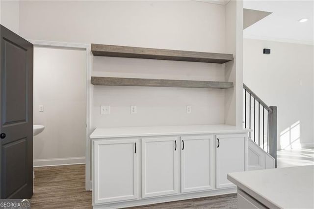 947 Willingham Drive 2, Hapeville, GA 30354