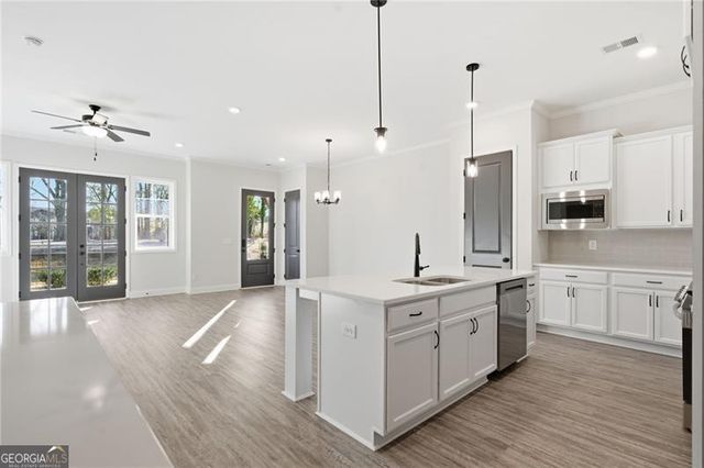 947 Willingham Drive 2, Hapeville, GA 30354