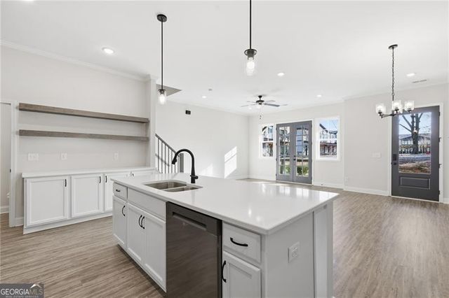 947 Willingham Drive 2, Hapeville, GA 30354