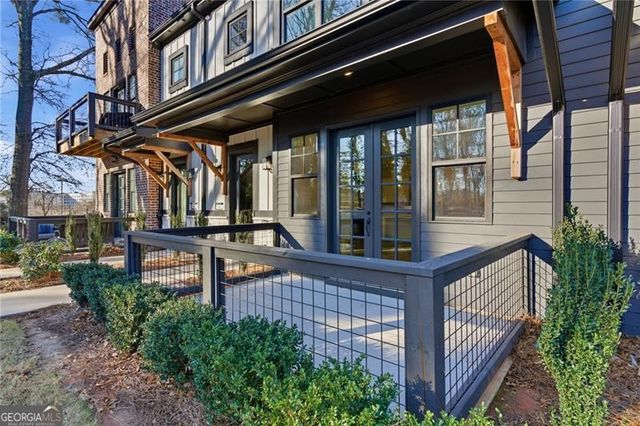 947 Willingham Drive 2, Hapeville, GA 30354