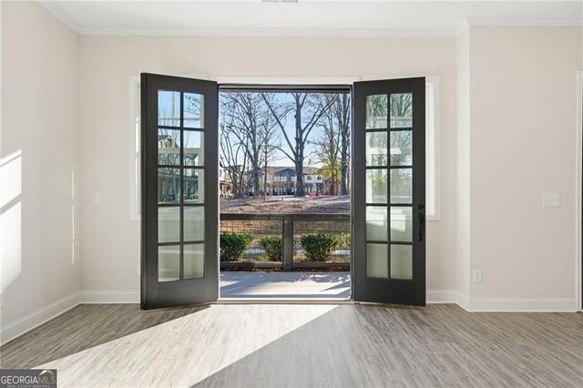 947 Willingham Drive 2, Hapeville, GA 30354