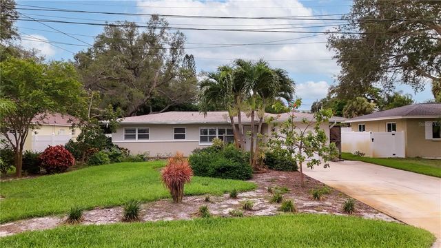 14668 WILDWOOD DRIVE, Largo, FL 33774