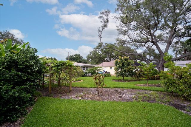 14668 WILDWOOD DRIVE, Largo, FL 33774