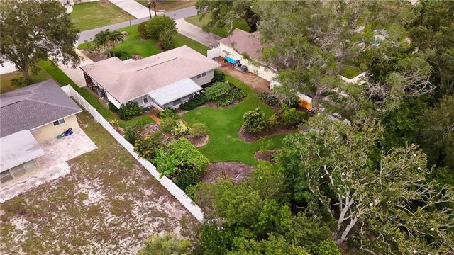 14668 WILDWOOD DRIVE, Largo, FL 33774