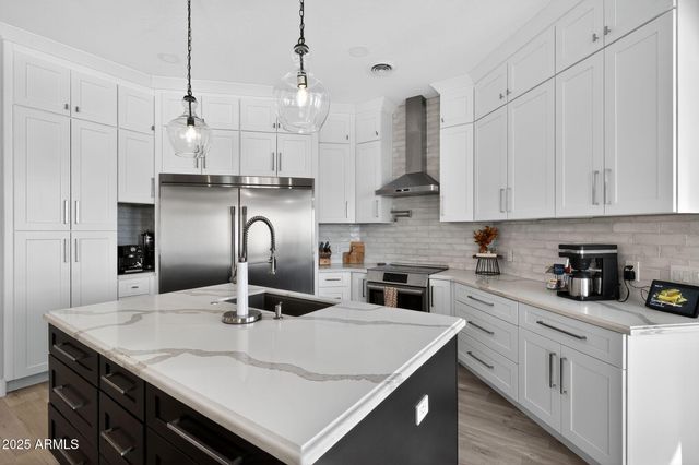 11050 N GARLAND Circle, Fountain Hills, AZ 85268