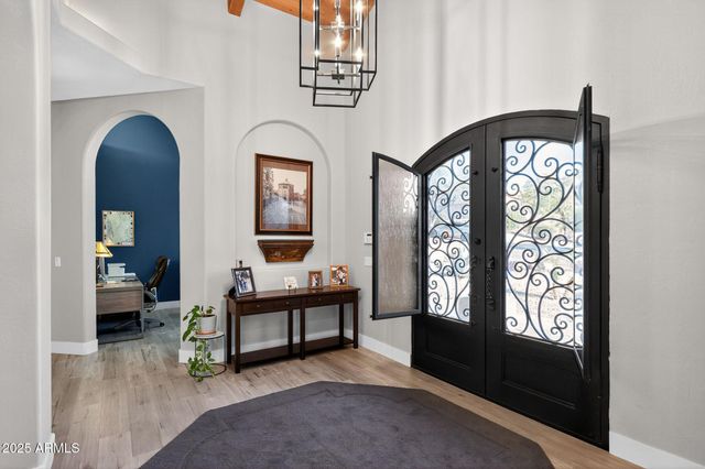 11050 N GARLAND Circle, Fountain Hills, AZ 85268