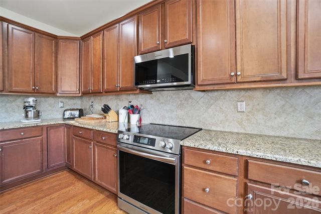 1009 Baybrook Drive, Waxhaw, NC 28173