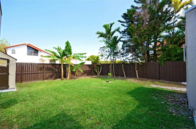 10400 SW 67th St, Miami, FL 33173