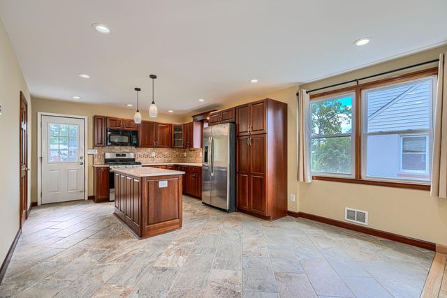4118 SLATER AVE, Nottingham, MD 21236