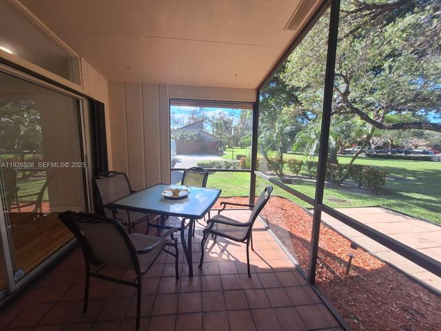 22295 Timberly Dr 22295, Boca Raton, FL 33428