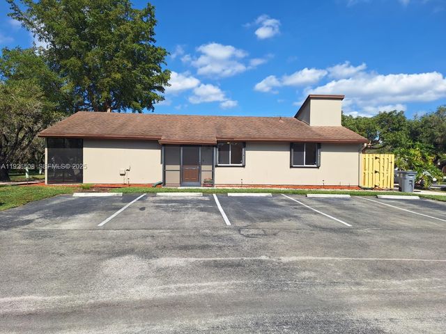 22295 Timberly Dr 22295, Boca Raton, FL 33428