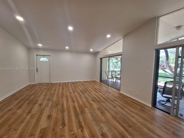 22295 Timberly Dr 22295, Boca Raton, FL 33428