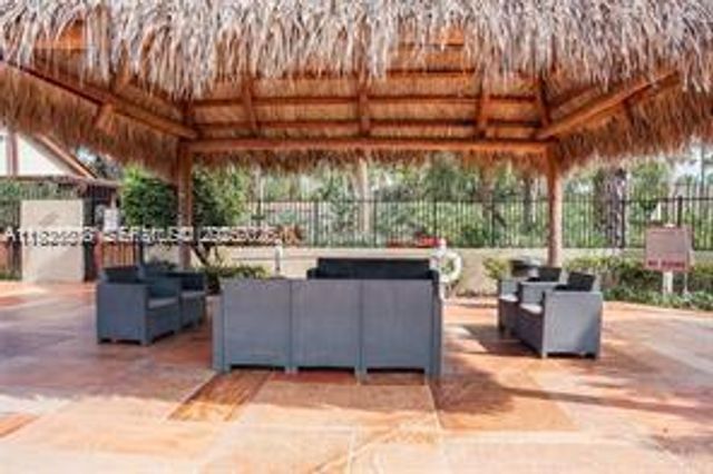 22295 Timberly Dr 22295, Boca Raton, FL 33428