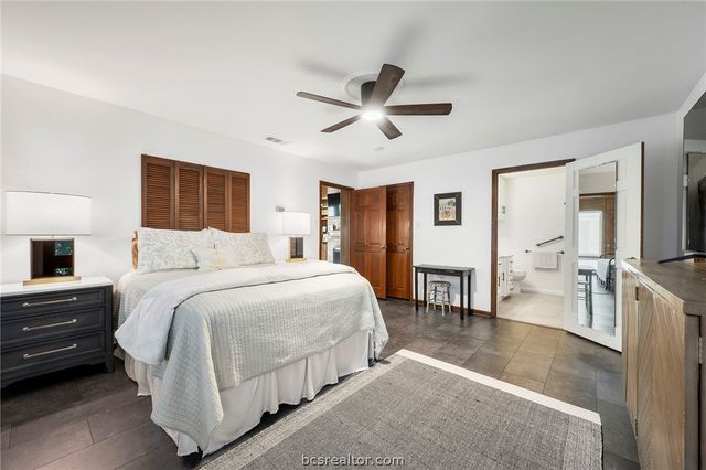 29 Forest Dr, College Station, TX 77845